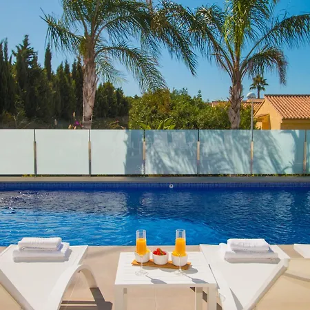 Villa Caballito De Mar By Abahana Calp