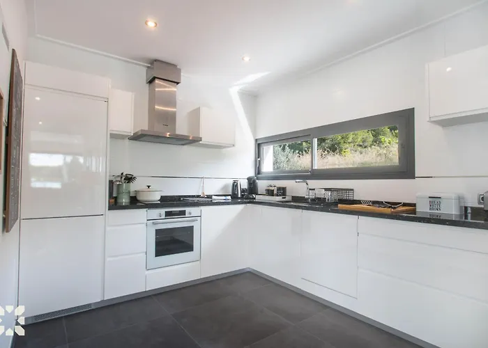 Caballito De Mar By Abahana Villa *