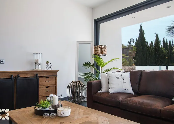 Caballito De Mar By Abahana Villa *