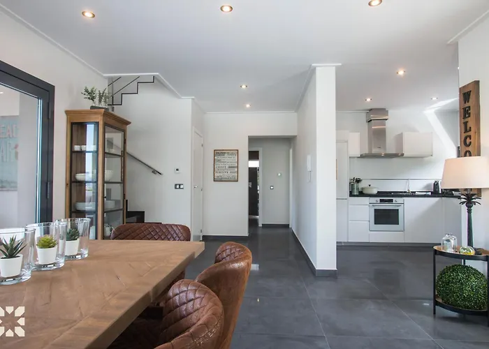 Villa Caballito De Mar By Abahana